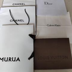 CHANEL,Dior,Calvin Klein,LouisVu...