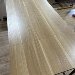 木製テーブル　パソコンデスクの画像