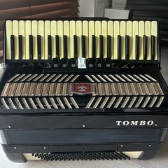 アコーディオンtombo T120A