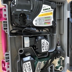HITACHIインパクトドライバーの画像