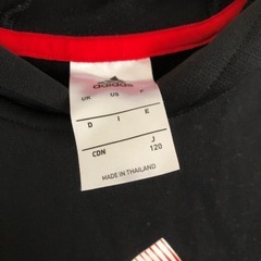 adidas・パーカー・120の画像
