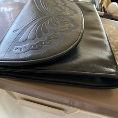 お取引ありがとうございました。ハナエモリの黒いセカンドバック兼ショルダーバック⚠️ただいまお取引お話し中です⚠️の画像