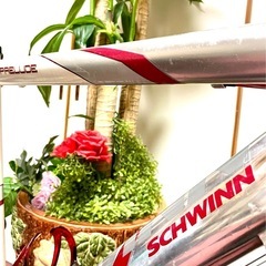 SCHWINN ロードバイク.軽量アルミボディ•F-2 R-7 •FR共700-23cの画像