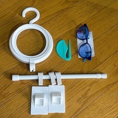 帽子掛け　コーナーハンガーラック　封切りカッター　サングラス（新品）