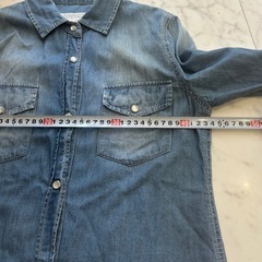 ディニムシャツ　レディース　Sサイズ　の画像