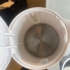 電気ケトル コンパクトケトル 小型 0.8L 800W 自動電源OFF 空焚き防止 軽量 ホワイト×グレーの画像