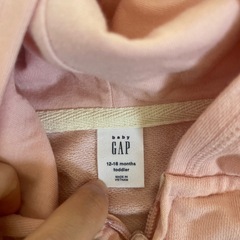 GAPパーカー　の画像