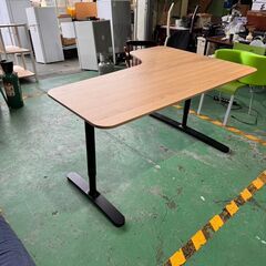 大阪❗️♻️エコマックス♻️配送も可🙌⭕️「S981」⭐️IKEA⭐️BEKANT コーナーデスクの画像