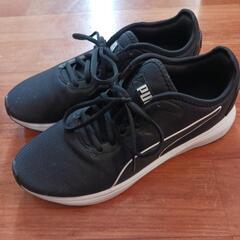 PUMAスニーカー(27センチ)
