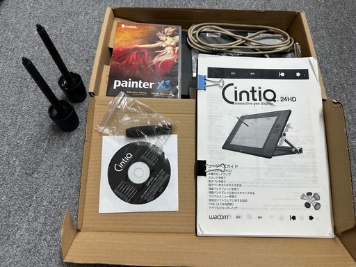 ワコム 液晶ペンタブ　Cintig 24HD DTK-2400