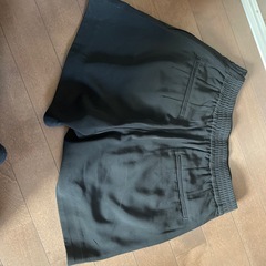 未使用　PLST 黒　ショートパンツ　の画像