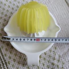 レモン搾り器  100均の器ではありません。   の画像