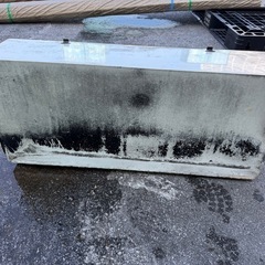 道具箱　ファイバー制　トラック　荷物入れの画像
