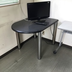 【中古】サイドテーブル（テレビ台）1台2200円で販売中！