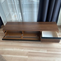 テレビ台の画像