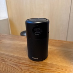 プロジェクター　Anker NEBULAの画像