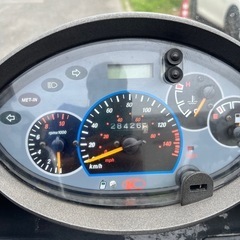 キムコグランドディンク125Zです。エンジン掛かりますが走りません。ベルト切れです。の画像