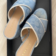 コーチ　サンダルの画像