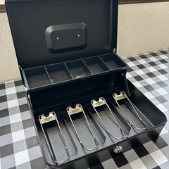 鍵付き金庫の画像