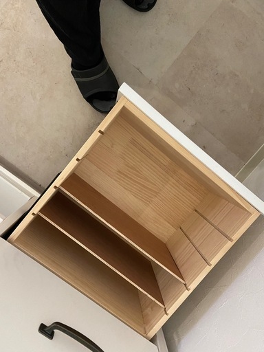 《中古》⭐️5月23日まだに引き取りお願いします。
⭐️木製アンティークレジカウンター カラー : アンティークホワイト