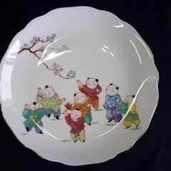 ☆たち吉 大皿 唐子 直径27.2cm 絵皿 TACHIKICHI 外箱付き 金彩 食器 札幌 北20条店の画像