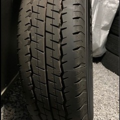 ハイエース 純正タイヤ 1度のみ使用