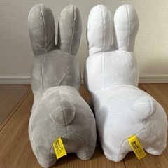 ミッフィー　ぬいぐるみ　グレー&ホワイトの画像