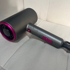 ★値下げしました★マイナスイオンドライヤー／2023年9月購入