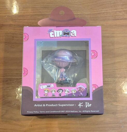 優先配送 第五人格 新品 ミニフィギュア チョコドーナツ 日本限定版 庭師 ゲームキャラクター