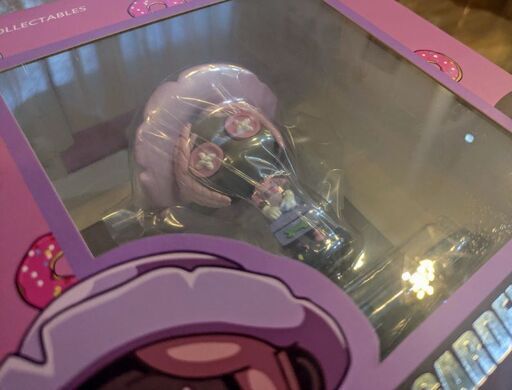 若者の大愛商品 新品 チョコドーナツ 日本限定版 庭師 ミニフィギュア 第五人格 ゲームキャラクター