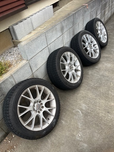 スタッドレス付きホイール4本セット　17インチ