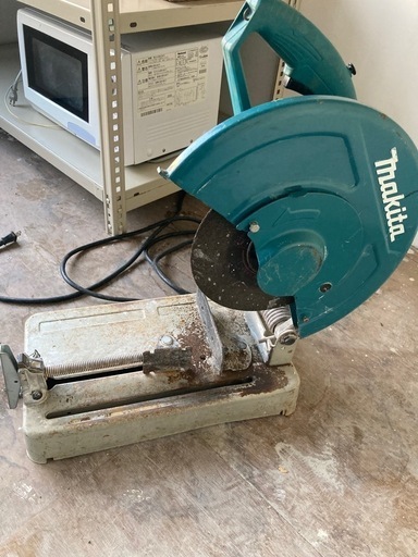 中古MAKITA切断機