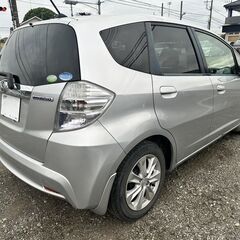 平成２２年フィットハイブリッド　検R8年１月　程度良好の画像