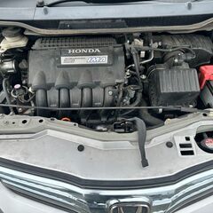 平成２２年フィットハイブリッド　検R8年１月　程度良好の画像