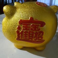 ブタの貯金箱の画像