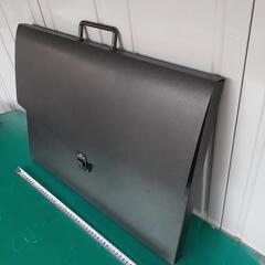 ハードケース？その②　中版の画像