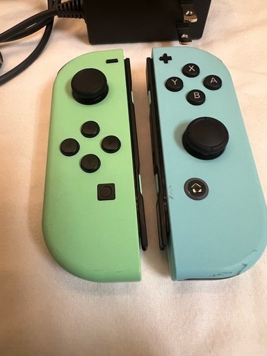Nintendo Switch 本体＋HORIグリップコントローラー＋充電器