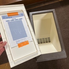 軽量米びつの画像