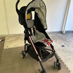 ベビーカー　無料