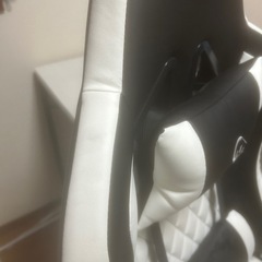 ゲーミングチェア　机セットの画像