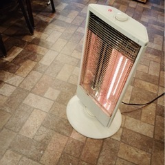 【無料】ヤマゼン　ツインヒート　電気ストーブ