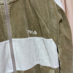 FILA トラックジャケットの画像