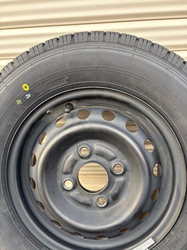 DUNLOP夏タイヤ145/80R12
