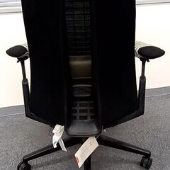 0円！★破棄期限近づき・大幅値下げ★【HAWORTH・オフィスチェア】高機能チェア メッシュ素材 ブラック ハイバック ランバーサポート アームレスト高さ調整可能チェア 幅730 奥行700 高さ1070 東五反田の画像