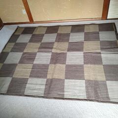 ラグ  新古品  185×240  市松模様