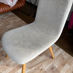 取り引き中です。ダイニングテーブル🧡椅子は2脚です。の画像