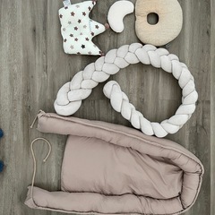 ベビーベッド　ベビー枕　ベッドガード