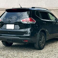 ニッサン　エクストレイル　2.0X　二列　バックカメラ　地デジ　Bluetooth　車検付き　ブラックパールの画像