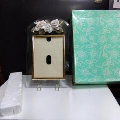 厚木方面🆗￥6600の大きめクリスタル写真立ての画像