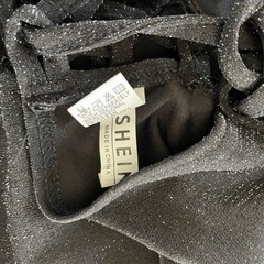 SHEIN  紐付き　チューブトップ　xsの画像